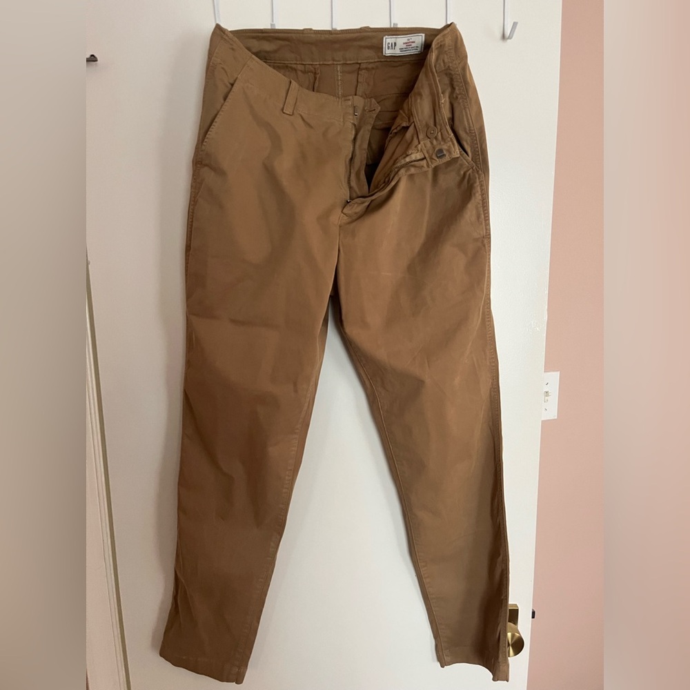 GAP Women’s Downtown Khaki      size 12 tall